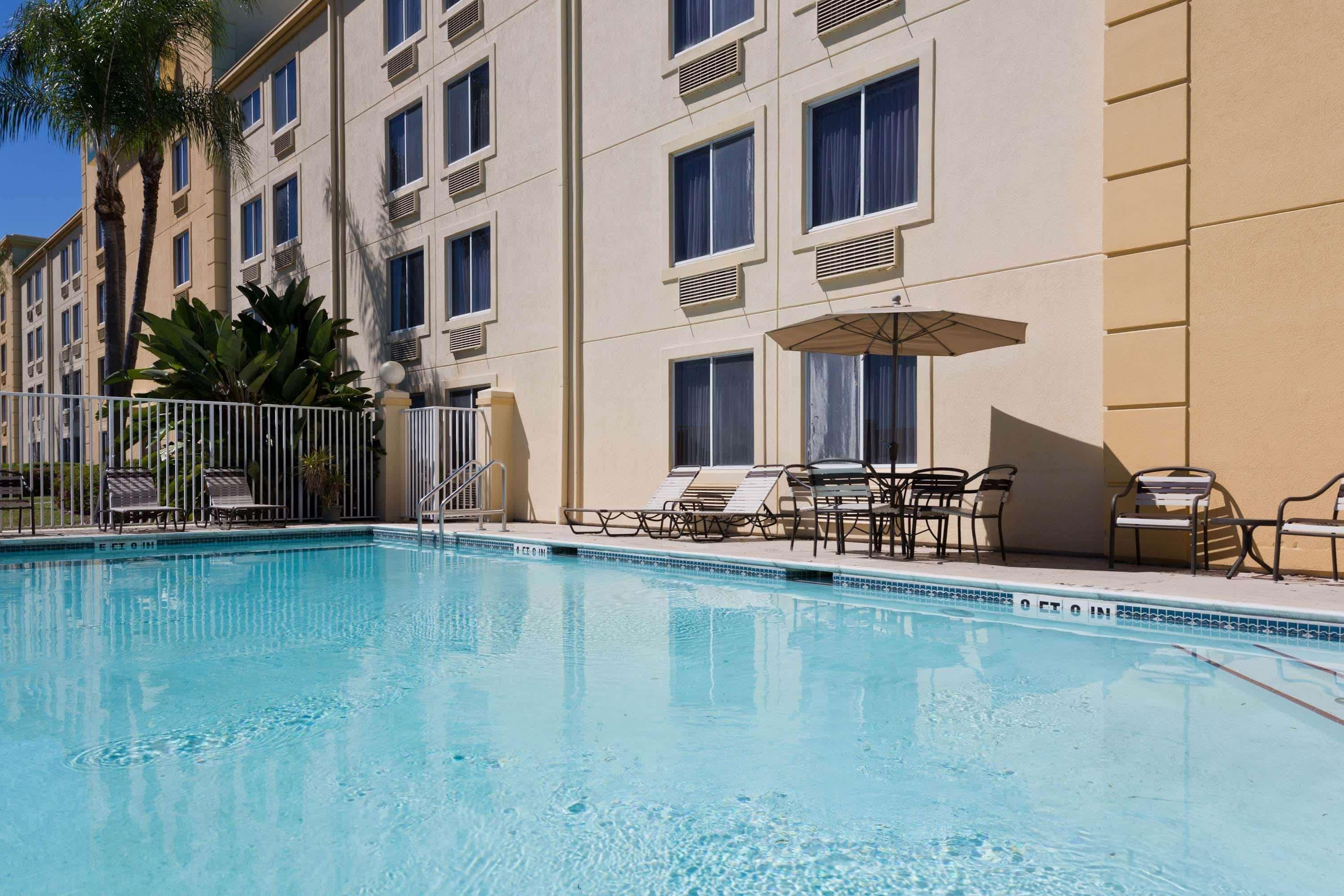 La Quinta By Wyndham Lakeland East Екстериор снимка